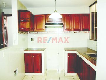 SE VENDE HERMOSO DEPARTAMENTO EN 2DO PISO