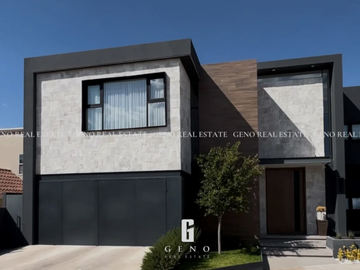 CASA EN VENTA EN LOMAS DEL VALLE