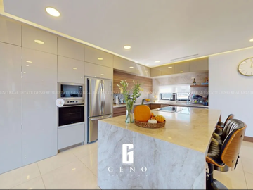 CASA EN VENTA EN LOMAS DEL VALLE