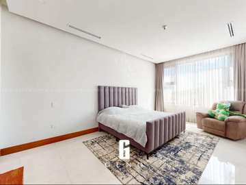 CASA EN VENTA EN LOMAS DEL VALLE