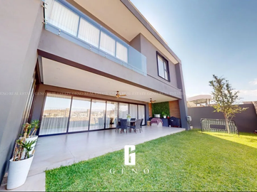 CASA EN VENTA EN LOMAS DEL VALLE