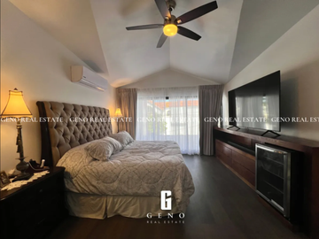 CASA EN VENTA EN QUINTAS DEL SOL REMODELADA Y CON ALBERCA