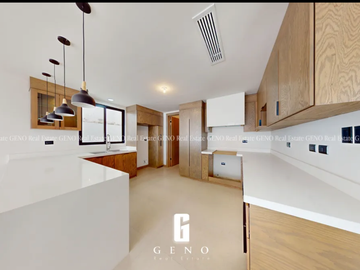 CASA EN VENTA EN BOSQUE REAL CON ACABADOS MODERNOS