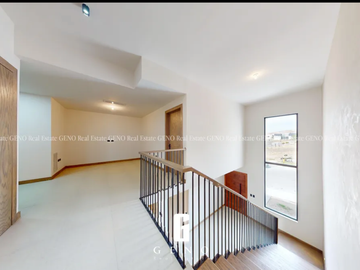 CASA EN VENTA EN BOSQUE REAL CON ACABADOS MODERNOS