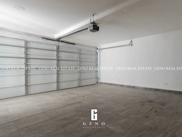 CASA EN VENTA EN BOSQUES DEL VALLE CON ESPACIOS AMPLIOS