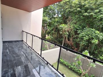 Rumah Kembar Modern Elegan di Sleman 7 menit ke Kampus UII
