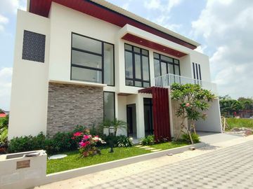 Rumah View Gn Merapi di Sleman 190 meter dari Resto Jejamuran