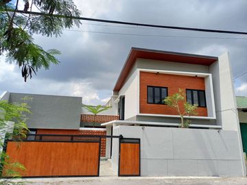 Rumah Artistik Siap Huni di Sleman dekat Sleman City Hall