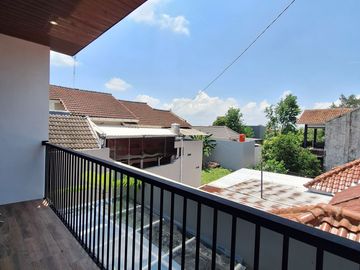 Rumah Industrial Modern Full Furnished di Sleman 7 menit dari Kampus UII