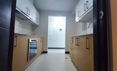 Modern 3-Bedroom for Sale at Uptown Parksuites, BGC
