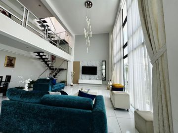 Se Vende Casa En Condominio Prados Del Este