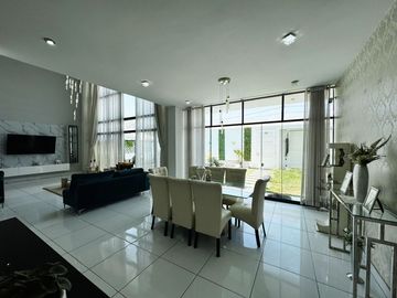 Se Vende Casa En Condominio Prados Del Este