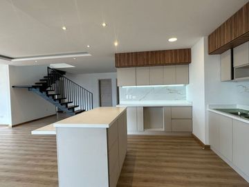 Venta de Pent House de Oportunidad, Sector Embajada Americana