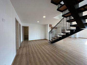 Venta de Pent House de Oportunidad, Sector Embajada Americana