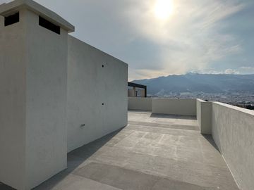 Venta de Pent House de Oportunidad, Sector Embajada Americana