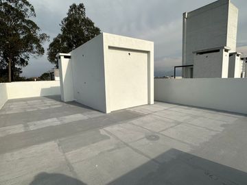 Venta de Pent House de Oportunidad, Sector Embajada Americana