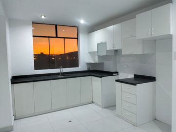 Se Vende Departamento Tercer Piso Urb Oasis