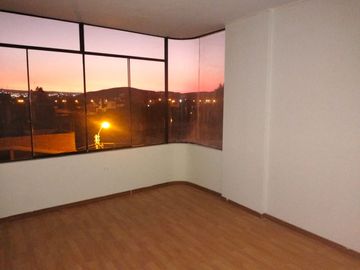 Se Vende Departamento Tercer Piso Urb Oasis