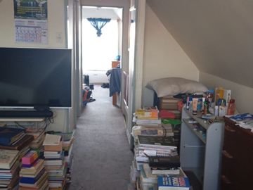 Venta de Casa de 2 Pisos en Maipú – Tranquilidad y Conectividad en un Solo Lugar
