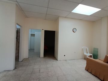 Venta de casa, 5 dormitorios en Sauces 2, Guayaquil