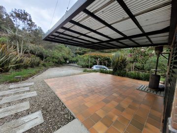 SE VENDE FINCA EN ALTO DE LAS PALMAS EL RETIRO ANTIOQUIA