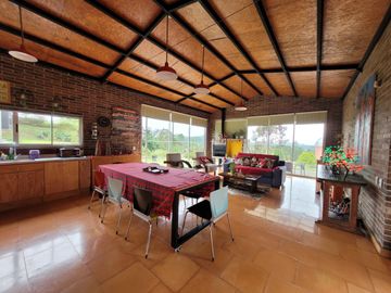 SE VENDE FINCA EN ALTO DE LAS PALMAS EL RETIRO ANTIOQUIA