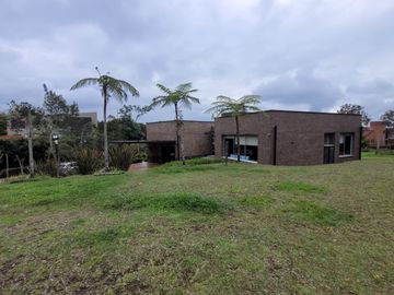 SE VENDE FINCA EN ALTO DE LAS PALMAS EL RETIRO ANTIOQUIA