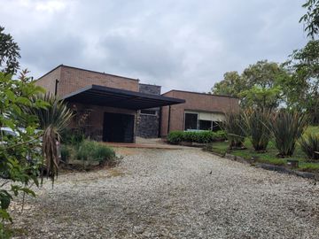 SE VENDE FINCA EN ALTO DE LAS PALMAS EL RETIRO ANTIOQUIA