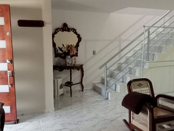 Casa habitación en Fraccionamiento cerrado a un costado de la Metropolitana, San Miguel Contla, Tlaxcala