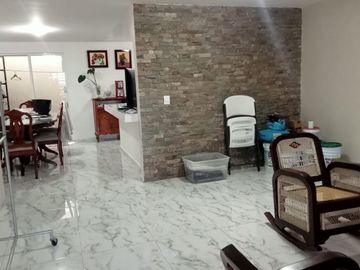 Casa habitación en Fraccionamiento cerrado a un costado de la Metropolitana, San Miguel Contla, Tlaxcala