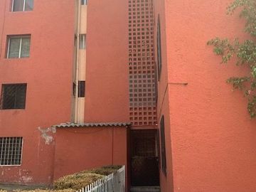 Departamento en Venta cerca del Crit Tlalnepanta, en 5° Piso