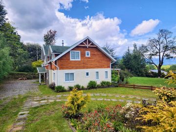 Casa en Coique Amoblada en con vista al Lago Ranco UF 12.500