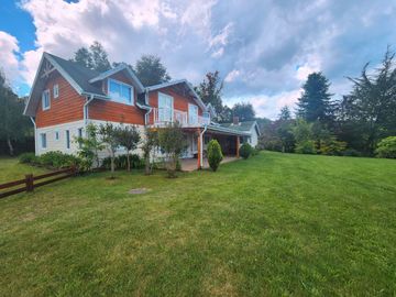 Casa en Coique Amoblada en con vista al Lago Ranco UF 12.500