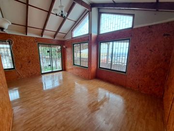 OPORTUNIDAD! VENDE 2 CASAS PAREADAS EN TERRENO DE 500 Mts. QUINTERO .