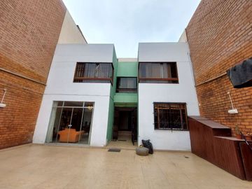VENTA DE CASA EN LA PERLA EN SANTA LUISA