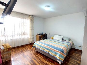 VENTA DE CASA EN LA PERLA EN SANTA LUISA