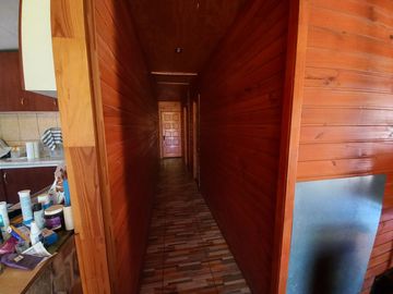 Nogales, en venta parcela plana de 5000 mts con casa sólida y urbanización completa.