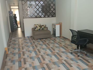 Se Vende Casa en Calle Centrica de Chepén (TSuarez)