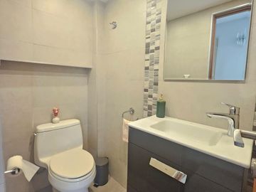 BROKER PASO HONDO REMODELADA 4D-5B-10 ESTAC- PISCINA