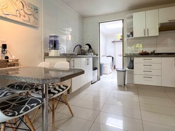 CASA CON PISCINA EN EXCLUSIVO CONDOMINIO LAS PIRCAS