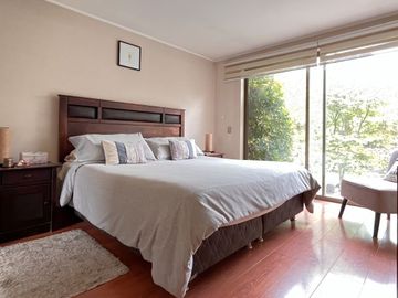 CASA CON PISCINA EN EXCLUSIVO CONDOMINIO LAS PIRCAS
