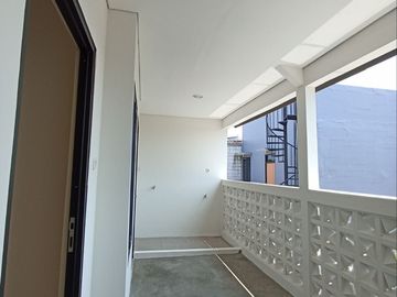 Rumah Dijual Di Jatiening Cikunir Bekasi Kota 2 Lantai Murah Perumahan Jual