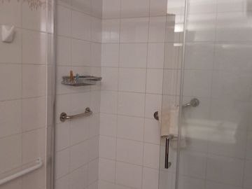 EXCELENTE DEPARTAMENTO 3 D 3 B  ARMANDO JARAMILLO VITACURA