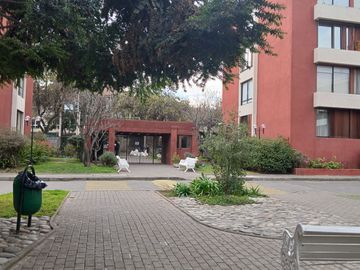 EXCELENTE DEPARTAMENTO A PASOS DE VITACURA 3D Y 2 B ESTACIONAMIENTO BODEGA