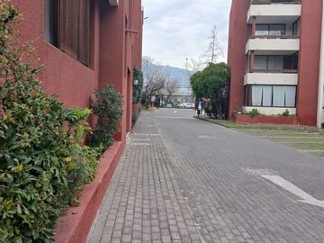 EXCELENTE DEPARTAMENTO A PASOS DE VITACURA 3D Y 2 B ESTACIONAMIENTO BODEGA