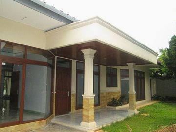 For Sale Houses Ready To Be Occupied Strategic Location in Cipete Utara, Kebayoran Baru, South Jakarta