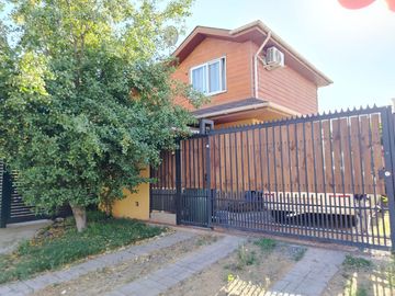 Venta de Casa en el Mejor Sector de Peñaflor