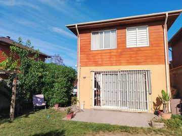 Venta de Casa en el Mejor Sector de Peñaflor