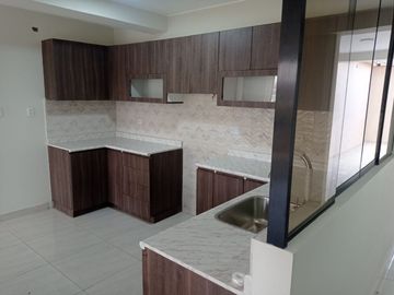 Venta Departamento Amplio de Estreno en San Hilarion, S.J.L.