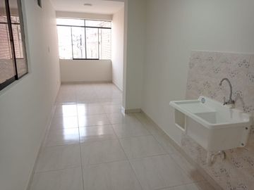 Venta Departamento Amplio de Estreno en San Hilarion, S.J.L.